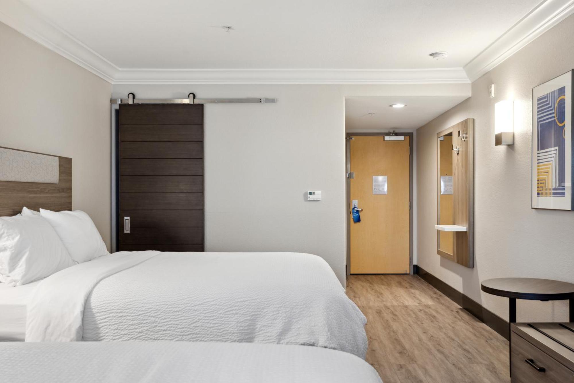 Holiday Inn Express Hotel & Suites Vacaville By Ihg Exterior foto